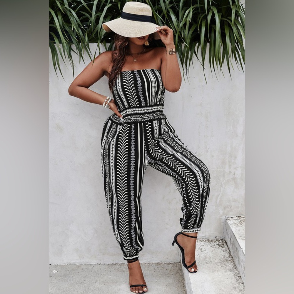 #05 Strapless Aztec Jumpsuit - Picture 3 of 5